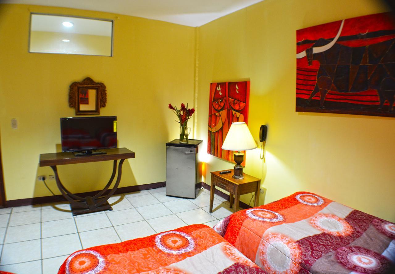 Hotel Plaza Cosiguina Chinandega Bagian luar foto