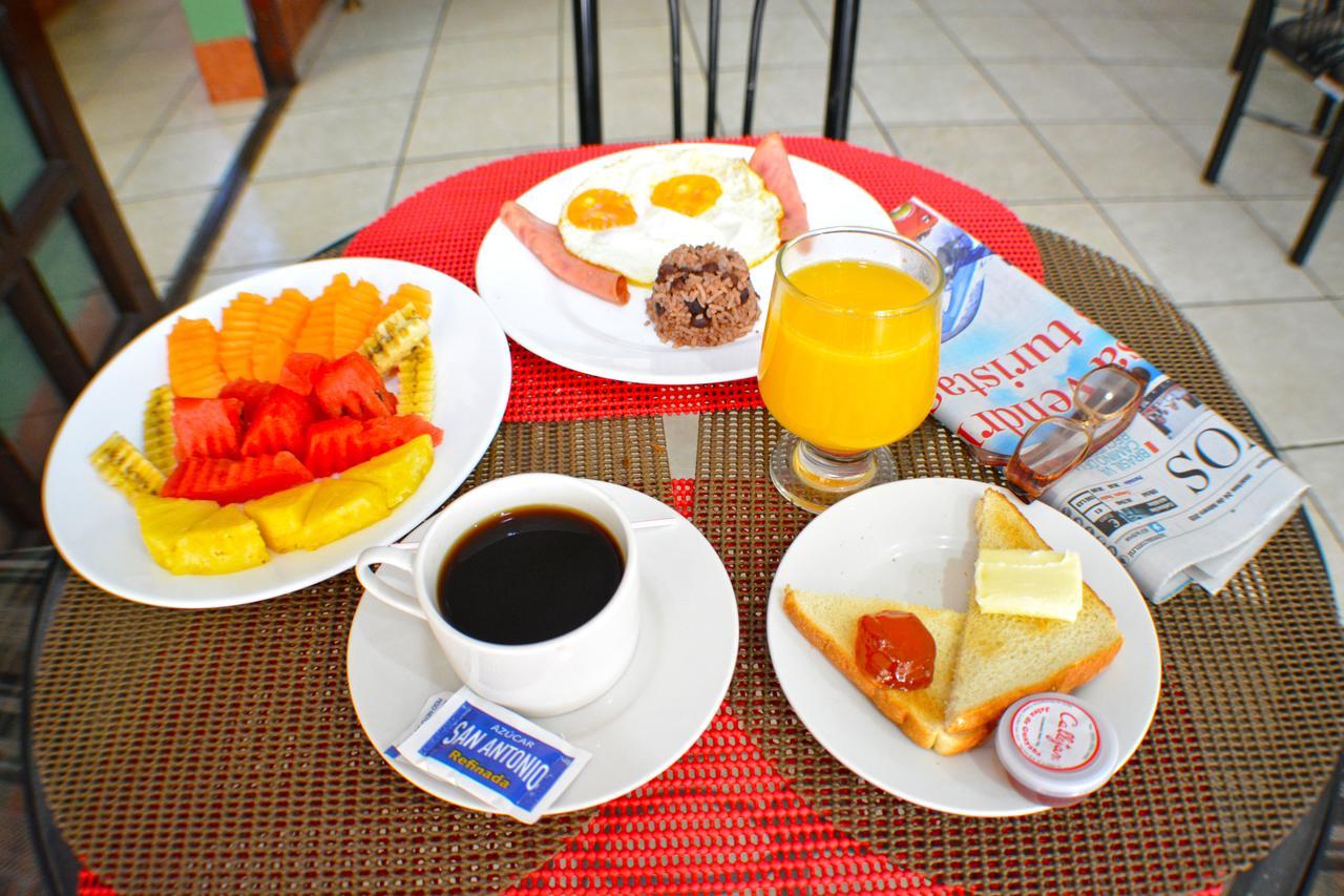 Hotel Plaza Cosiguina Chinandega Bagian luar foto